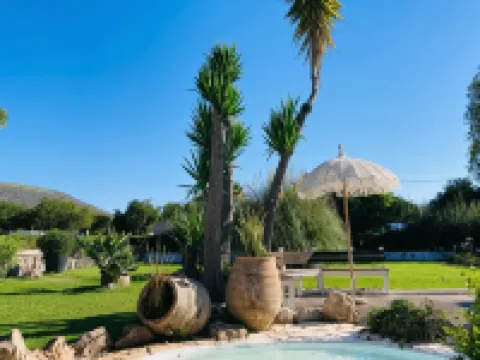 Sunny Garden Aparthotel