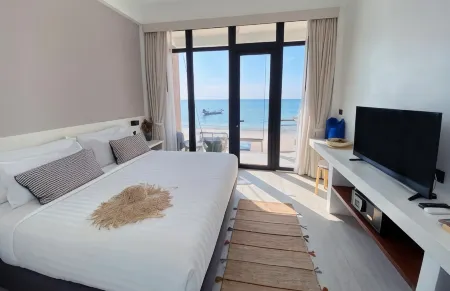 Blue Tao Beach Hotel