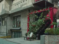 TwoTwo House Hotels near Hongdae
