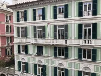 Guest House Roma Các khách sạn gần Cattedrale di San Lorenzo