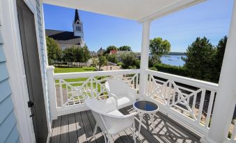 Harbour View Inn