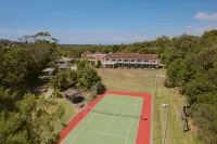 Seaside Garden Retreat Accommodation Hotel di Forresters Beach