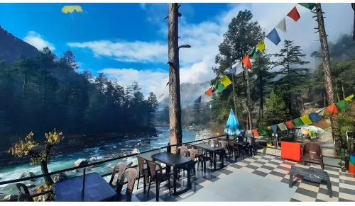 Shanti Cafe - Signature Stays Kasol - Evcil Hayvan Kabul Edilen Alan
