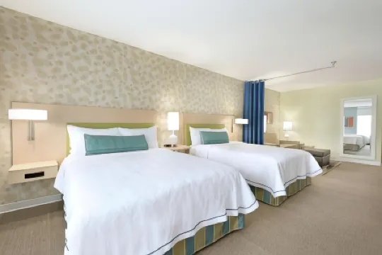 普拉特維爾希爾頓惠庭酒店