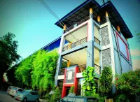 Jazz Hotel Palu Hotel dekat Mawar Merah Kost