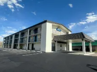 Days Inn by Wyndham Farmington NM فنادق في فارمنغتون