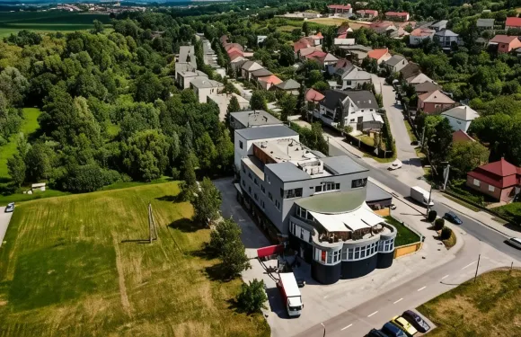 克里斯塔裏酒店