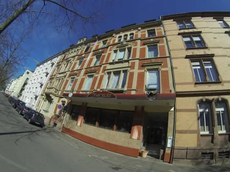 Hotel Astoria Отели рядом с достопримечательностью «FeG Karlsruhe»
