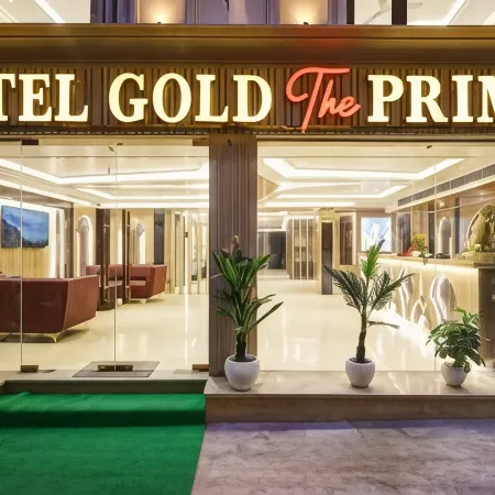 Hotel Gold The Prime Отели рядом с достопримечательностью «Коннот Плейс»