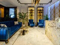 Elitte Inn & Suites Hotels near Carrefour Orhideea