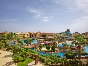 Coral Sea Aqua Club Resort