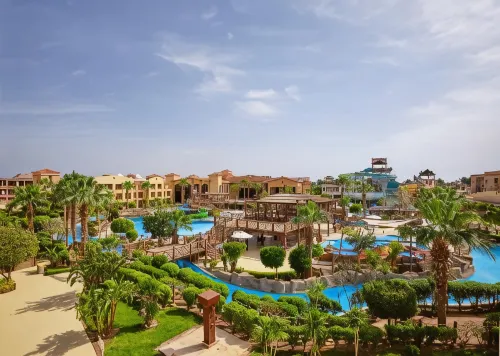 Coral Sea Aqua Club Resort