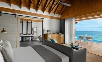 Emerald Faarufushi Resort & Spa - Deluxe All Inclusive