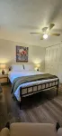 The Ranch on Raccoon with AC, wifi, deck, 2 car garage -near Avalon Grand Resort
