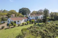 Bizafrika Guest Lodge & Conference Center