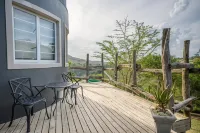 A Stone's Throw Accommodation Hotels in Grahamstown