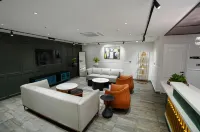 DORO ROYAL SUITE Hotels in Mannarkkad