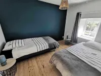 Cozy house for 4 people about 500m from the sea