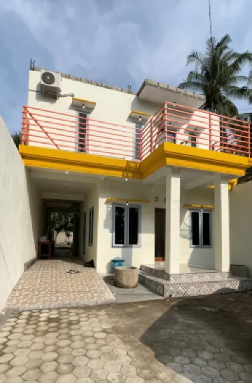 Homestay Teluk Pangpang Banyuwangi Hotel di Muncar