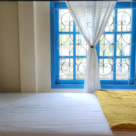 Baan Hinlad Home and Hostel Отели рядом с достопримечательностью «Водопад Хинлат»