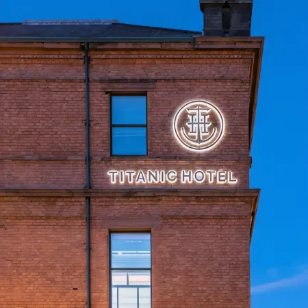 Titanic Hotel Belfast Отели рядом с достопримечательностью «Титаник Белфаст»