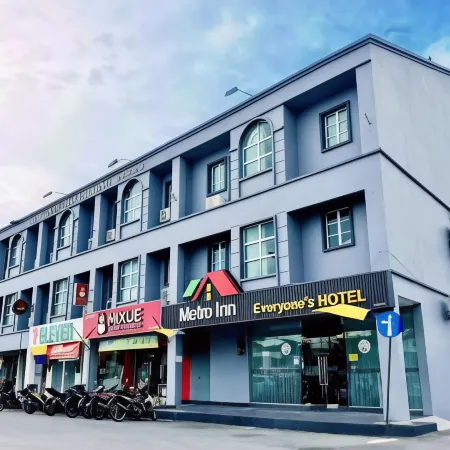 Metro Inn Sdn Bhd Отели в г. Перлис