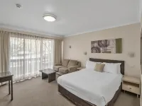 تول تريس آينسلي موتل