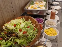 Abizz Hotel Lampang Airport Hotels near Wat Chai Mongkhon