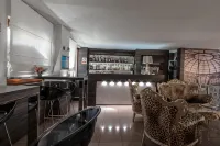 Canova Hotel - 3성급