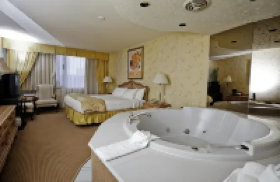 트래블롯지 폴스뷰 호텔