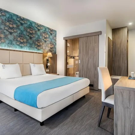 Dansaert Hotel