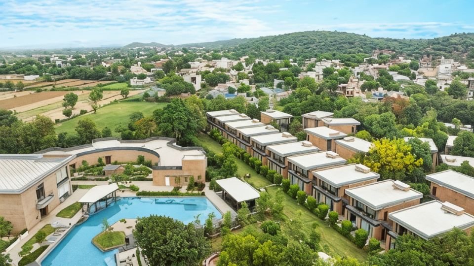 Taj Damdama Lake Resort & Spa, Gurugram