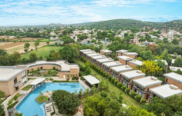 Taj Damdama Lake Resort & Spa, Gurugram