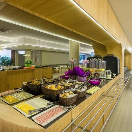 DMax Hotel