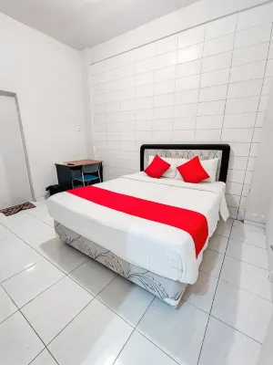 Kozy 15  Guesthouse Hotels in Wonorejo