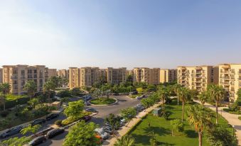 Grand Stay Apartment in Rehab City