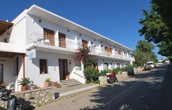 Artemon Hotel