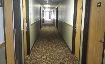 Super 8 by Wyndham Pella