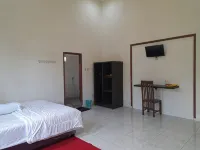 Bukit Cemara View Guest House Hotels near Coban Rondo Waterfall Pujon