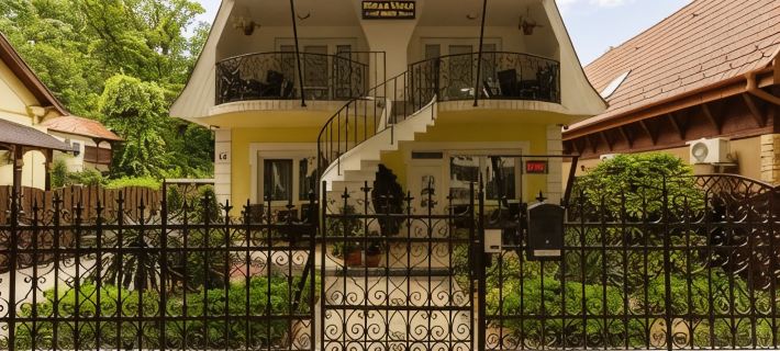 Bella Villa Hotels in Siofoki