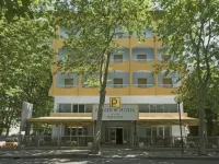 โรงแรม & เรสซิเดนซ์ ปาราดอร์
