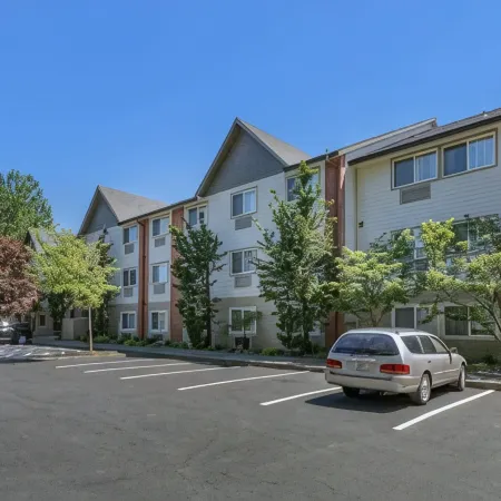Comfort Inn & Suites Tualatin - Lake Oswego South