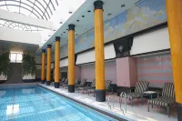 Hotel East 21 Tokyo - Pool
