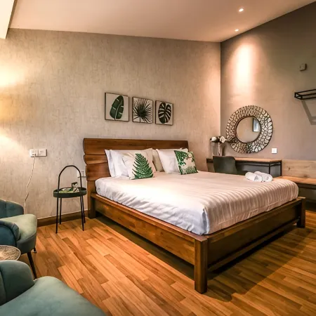 L&P Boutique Residence by Verve (14 Pax) EECH40