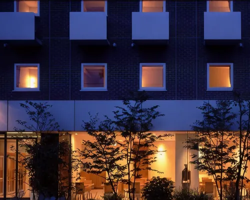 7 Days Hotel Hotel berhampiran Stesen Nushida