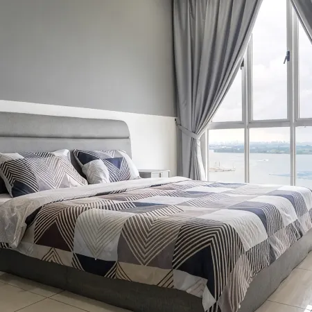 Perfect Seaview Sunset- 3BR @ Meridin Bayvue Отели в г. Масаи