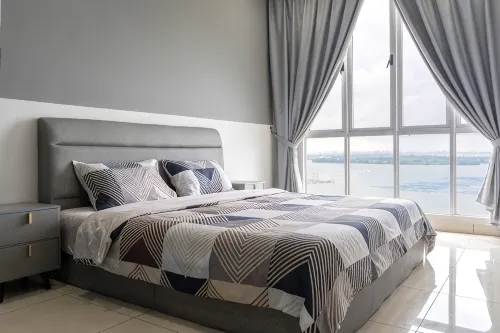 Perfect Seaview Sunset- 3BR @ Meridin Bayvue
