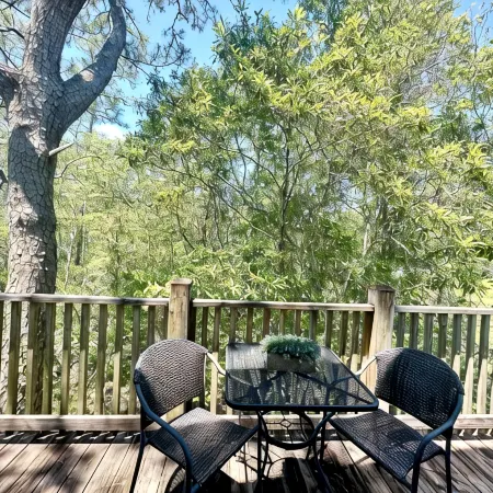 Disc golf, kayaks, or fish on private Cabin! Near stores, casinos, beaches!
