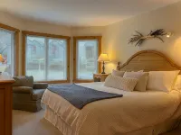 Jay Peak 2BR/2BA Ski-in/Ski-Out V341 Hotels in Jay
