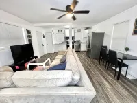 Stainless Steel Retreat in Downtown Athens - Bungalows